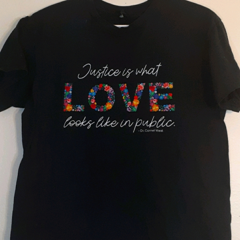 Love qoute t-shirt